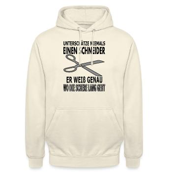 Schneider Spruch Sprüche Schere - Unisex Hoodie - Vanille-Milchshake - Vorne - Alina (178cm) & Michal (187cm)