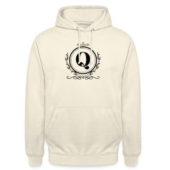 Buchstabe Q Dekoration - Unisex Hoodie - Vanille-Milchshake - Vorne - Alina (178cm) & Michal (187cm)