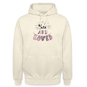 You are Loved - Sweat-shirt à capuche unisexe - vanille - Devant - Alina (178cm) & Michal (187cm)