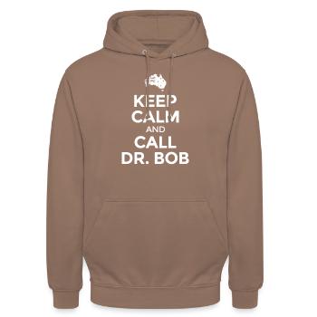 Keep calm and call Dr. Bob - Unisex Hoodie - Mokka - Vorne - Alina (178cm) & Michal (187cm)