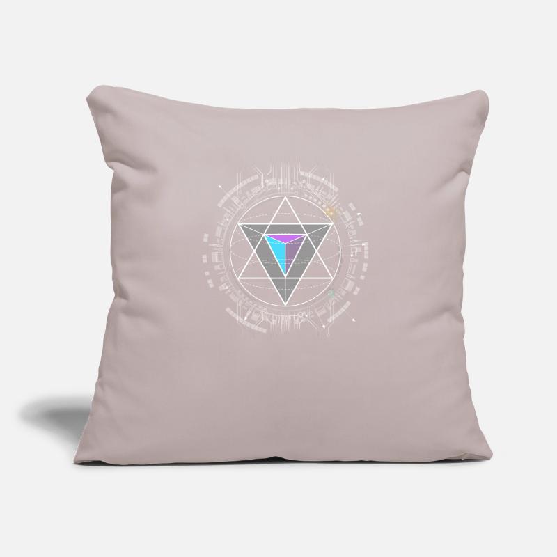 nerd cpu pyramide illuminati jeu wow hacker code Housse de coussin décorative 45 x 45 cm