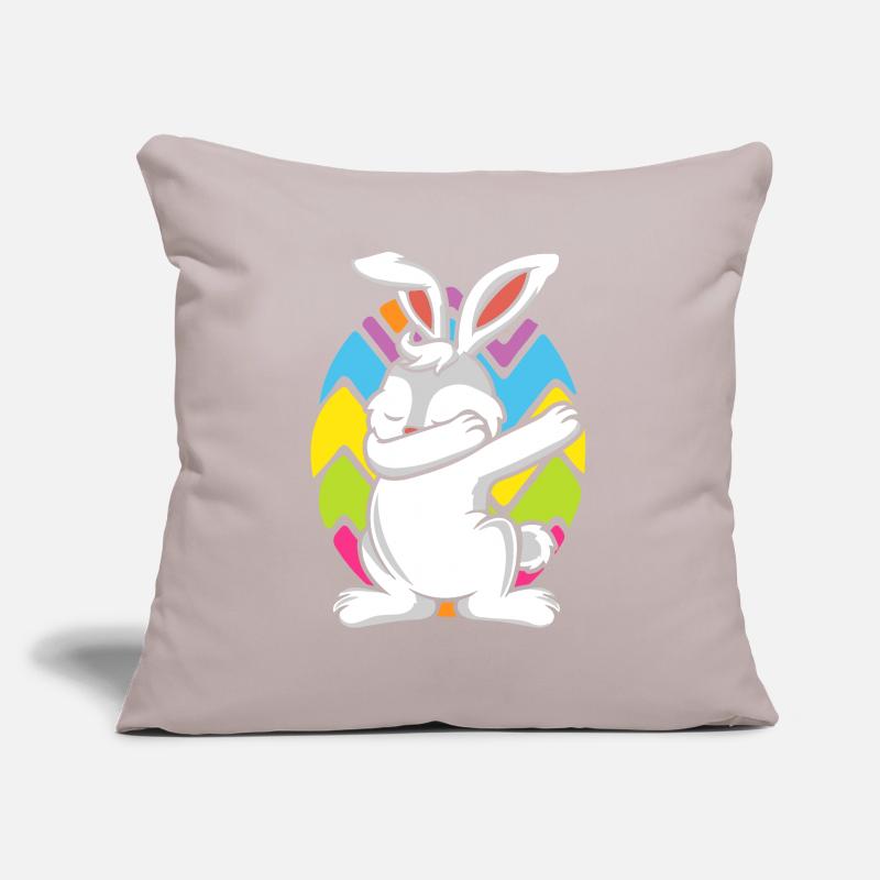Lapin de Pâques DABBING EASTERBUNNY Easter Egg Housse de coussin décorative 45 x 45 cm