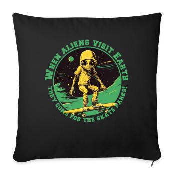 Skateralien im All mit Schriftzug - Sofakissenbezug 45 x 45 cm - Schwarz - Vorne