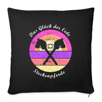 Das Glück der Erde Steckenpferde Hobby Horsing - Sofakissenbezug 45 x 45 cm - Schwarz - Vorne