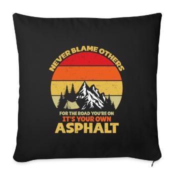Camping Scouts Bergwanderung Waldcamper - Sofakissenbezug 45 x 45 cm - Schwarz - Vorne