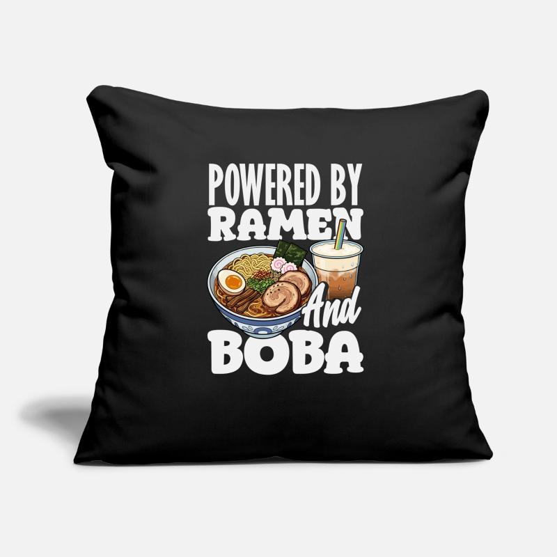 Powered By Ramen Und Boba Bubble Tea Sofakissenbezug 45 x 45 cm