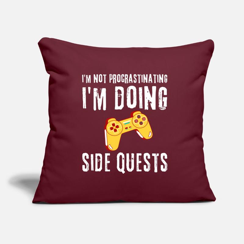 Not Procrastinating Doing Side Quests Funny Gaming Sofa pillowcase 17,3'' x 17,3'' (45 x 45 cm)