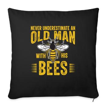 Never underestimate an old man with bees - Sofa pillowcase 17,3'' x 17,3'' (45 x 45 cm) - black - Front