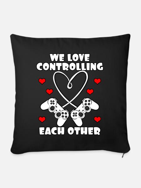 We Love Controlling Each Other - Sofakissenbezug 45 x 45 cm - Schwarz