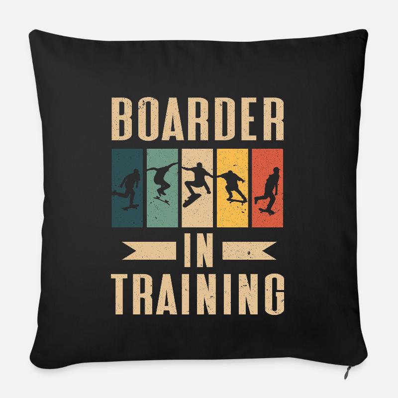 Skateboarder im Training Skateboard - Sofakissenbezug 45 x 45 cm - Schwarz