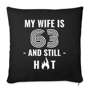 Cadeau d’anniversaire de femme de 63 ans - Housse de coussin décorative 45 x 45 cm - noir - Devant