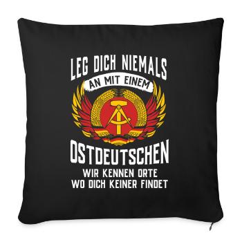 Ostdeutschland Geschenk Osten Ossi DDR Ostalgie - Sofakissenbezug 45 x 45 cm - Schwarz - Vorne
