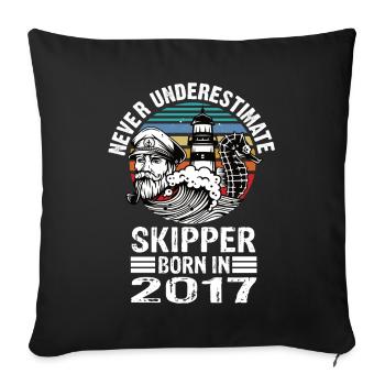 Never Underestimate Skipper né en 2017 - Housse de coussin décorative 45 x 45 cm - noir - Devant
