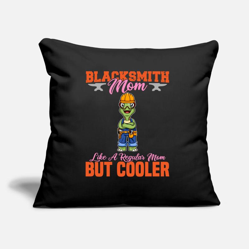 La mère forgeron aime une maman régulière mais plus cool Housse de coussin décorative 45 x 45 cm