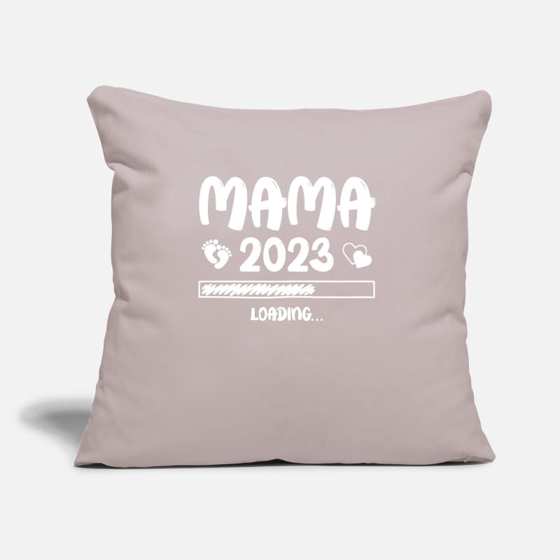 Mama Loading 2023 Sofakissenbezug 45 x 45 cm