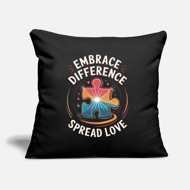 Embrace Difference Shirt Sofakissenbezug 45 x 45 cm