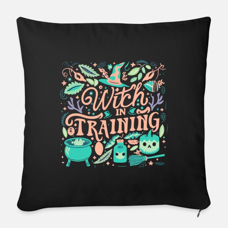 Witch in Training - Sofakissenbezug 45 x 45 cm - Schwarz