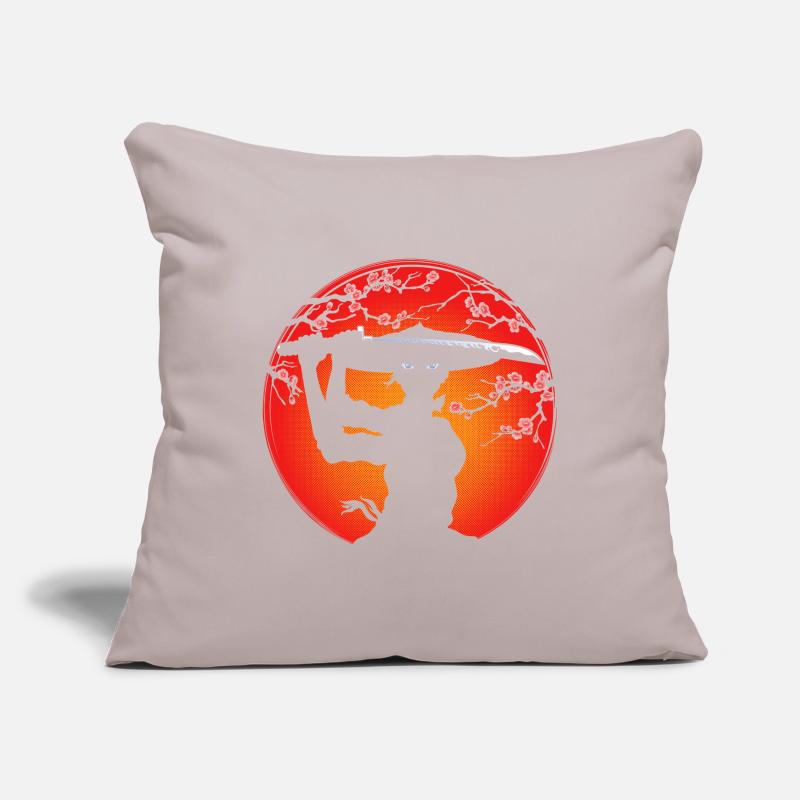 Fille Samouraï et fleurs de cerisier Housse de coussin décorative 45 x 45 cm