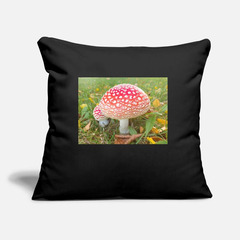 fly agaric also toadstool (in german Fliegenpilz) Sofakissenbezug 45 x 45 cm