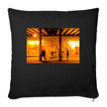 Des gens abstraits sous le pont avec de la musique dans le - Housse de coussin décorative 45 x 45 cm - noir - Devant
