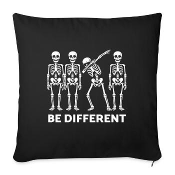 Be Different Skeleton Statement - Sofakissenbezug 45 x 45 cm - Schwarz - Vorne