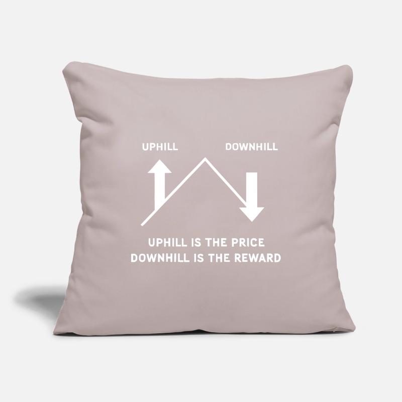Gravity MTB : la montée est le prix, la récompense de la descente Housse de coussin décorative 45 x 45 cm