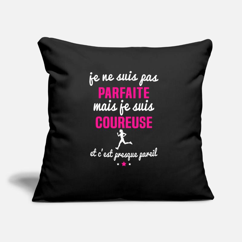 pas parfaite coureuse, idée cadeau coureuse Housse de coussin décorative 45 x 45 cm