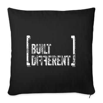 Built Different Distressed Quote - Sofakissenbezug 45 x 45 cm - Schwarz - Vorne