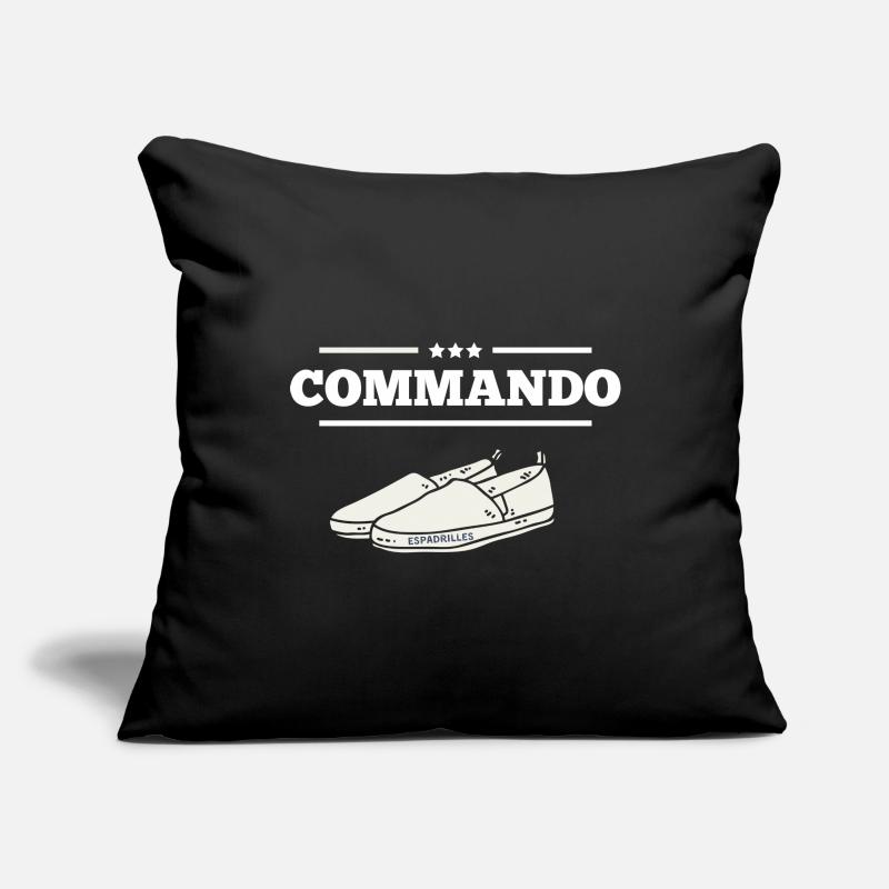 Commando Espadrille B Housse de coussin décorative 45 x 45 cm