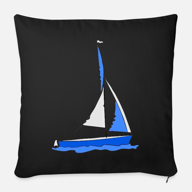 Segelboot im Wasser Blau - Sofakissenbezug 45 x 45 cm - Schwarz