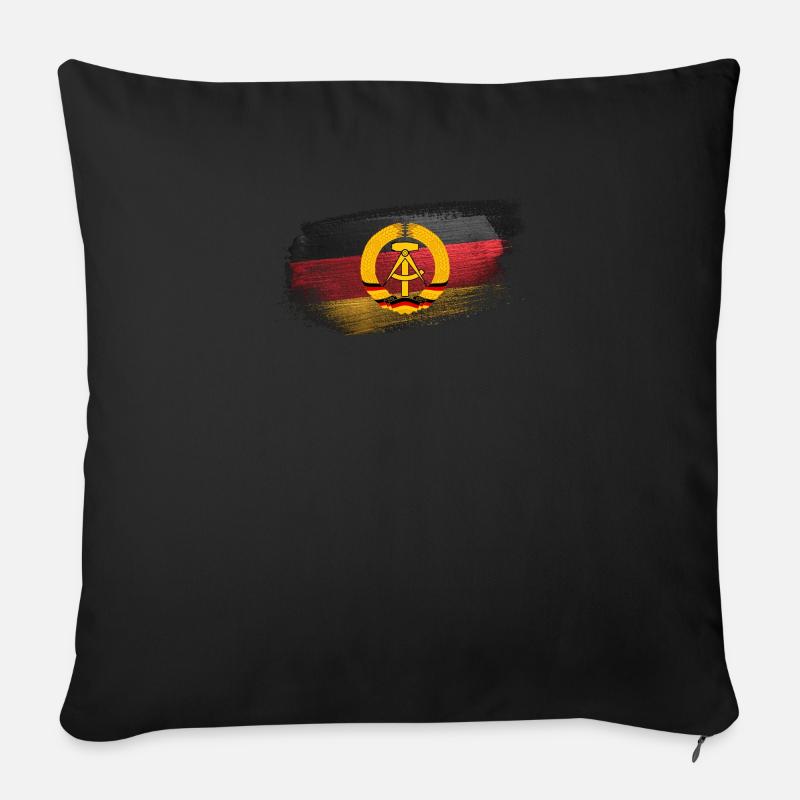 Forwards, always backwards, never2 - Sofa pillowcase 17,3'' x 17,3'' (45 x 45 cm) - black