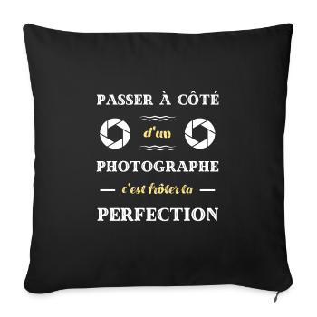 perfection photographe homme humour cadeau drole - Housse de coussin décorative 45 x 45 cm - noir - Devant