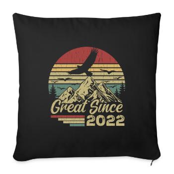 Vintage 2022 Retro 2022 Birthday Gift - Sofa pillowcase 17,3'' x 17,3'' (45 x 45 cm) - black - Front