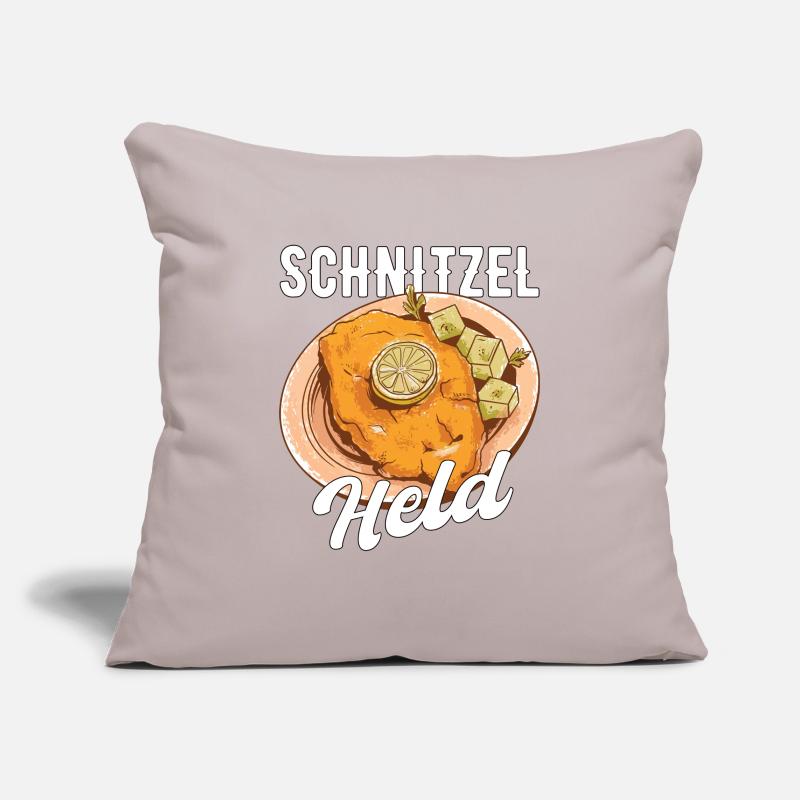 Schnitzel Held Fleisch Geschenk Sofakissenbezug 45 x 45 cm