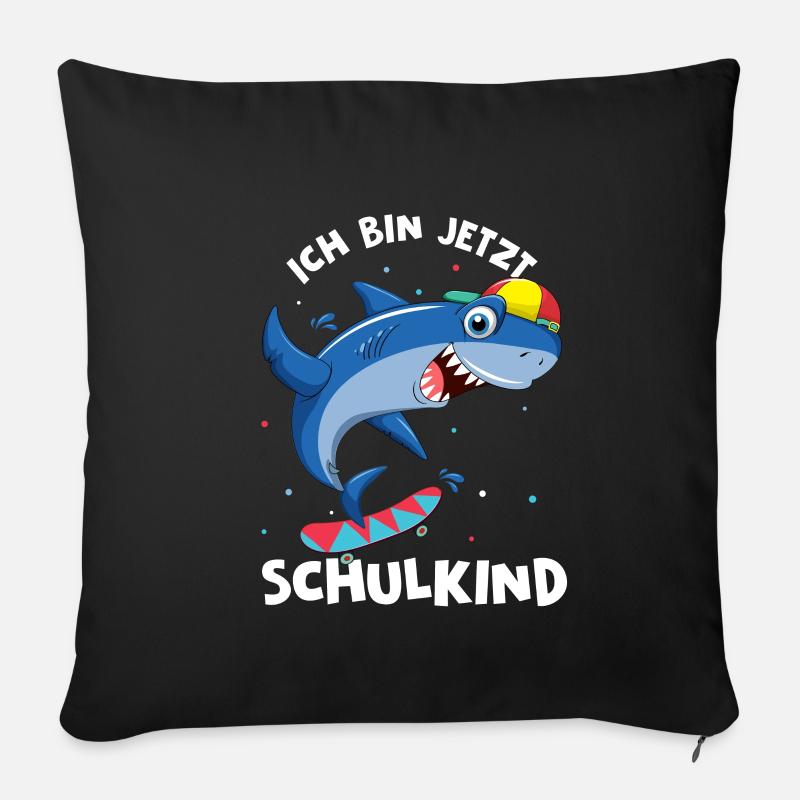 Schulkind Hai Design Schule Spruch Schulstart Erst - Sofakissenbezug 45 x 45 cm - Schwarz