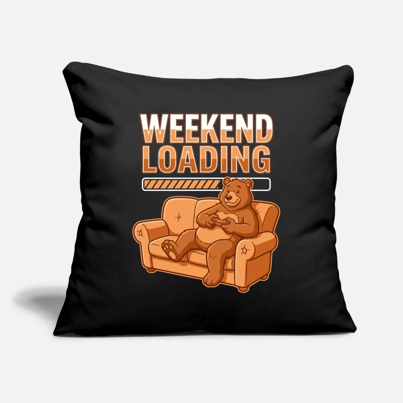 Wochenend-Ladezustand: Bär auf Sofa Sofakissenbezug 45 x 45 cm