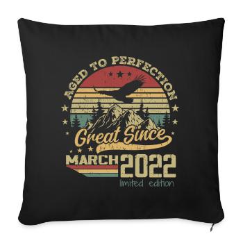 2 ans Vieilli à la Perfection né en mars 2022 - Housse de coussin décorative 45 x 45 cm - noir - Devant