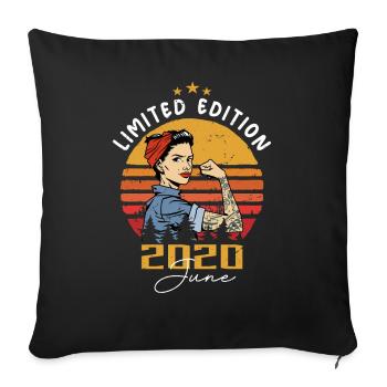 Vintage 2020 - Born In June 2020 - Sofa pillowcase 17,3'' x 17,3'' (45 x 45 cm) - black - Front