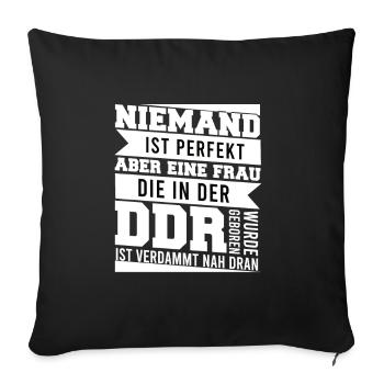 DDR Frau Geschenkidee - Sofakissenbezug 45 x 45 cm - Schwarz - Vorne