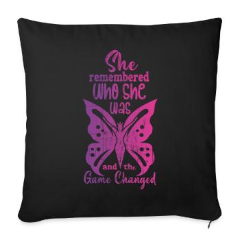 She Remembered Who She Was And The Game Changed - Sofa pillowcase 17,3'' x 17,3'' (45 x 45 cm) - black - Front