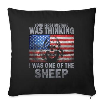 Your first Mistake was thinking I was a Sheep - Sofakissenbezug 45 x 45 cm - Schwarz - Vorne