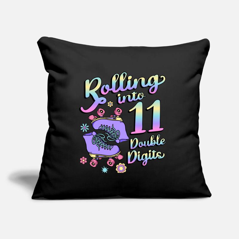Rolling Into 11 Double Digits Floral Skaters 11. Sofakissenbezug 45 x 45 cm