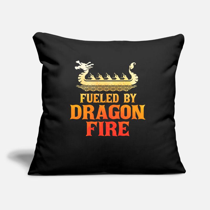 Angetrieben von Drachenfeuer-Drachenboot Sofakissenbezug 45 x 45 cm