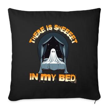 Halloween Ghost Humor in Bed - Sofa pillowcase 17,3'' x 17,3'' (45 x 45 cm) - black - Front