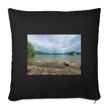 Die Ruhe am See genießen - Sofakissenbezug 45 x 45 cm - Schwarz - Vorne