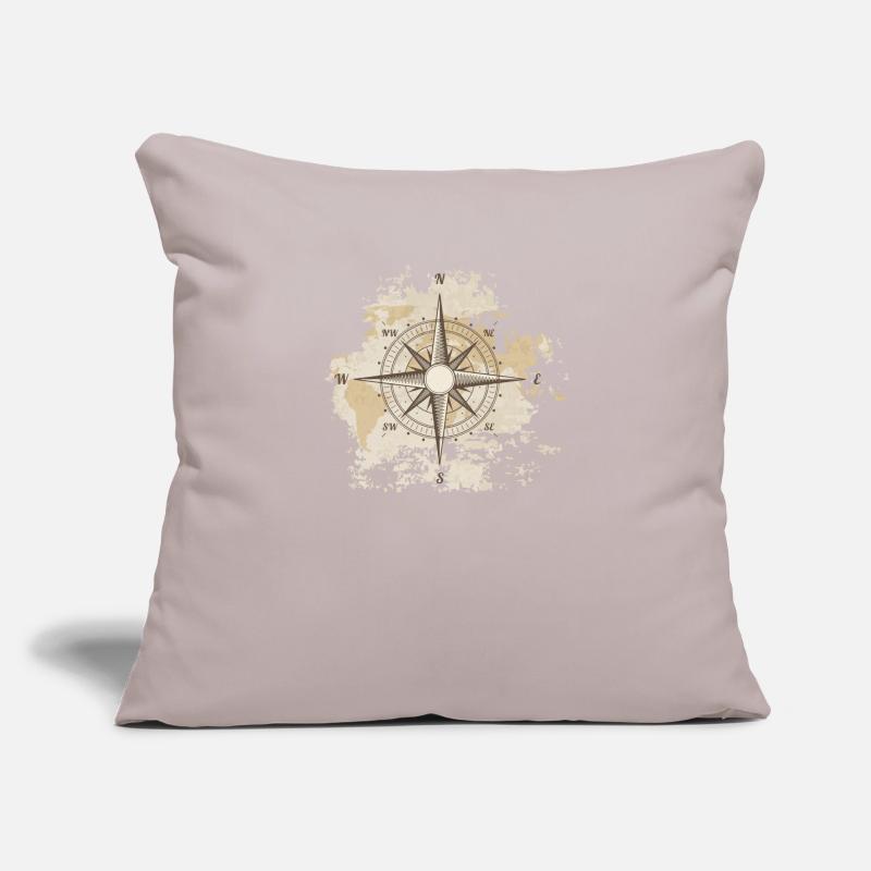 Tattered Old World Map Compass Sofa pillowcase 17,3'' x 17,3'' (45 x 45 cm)