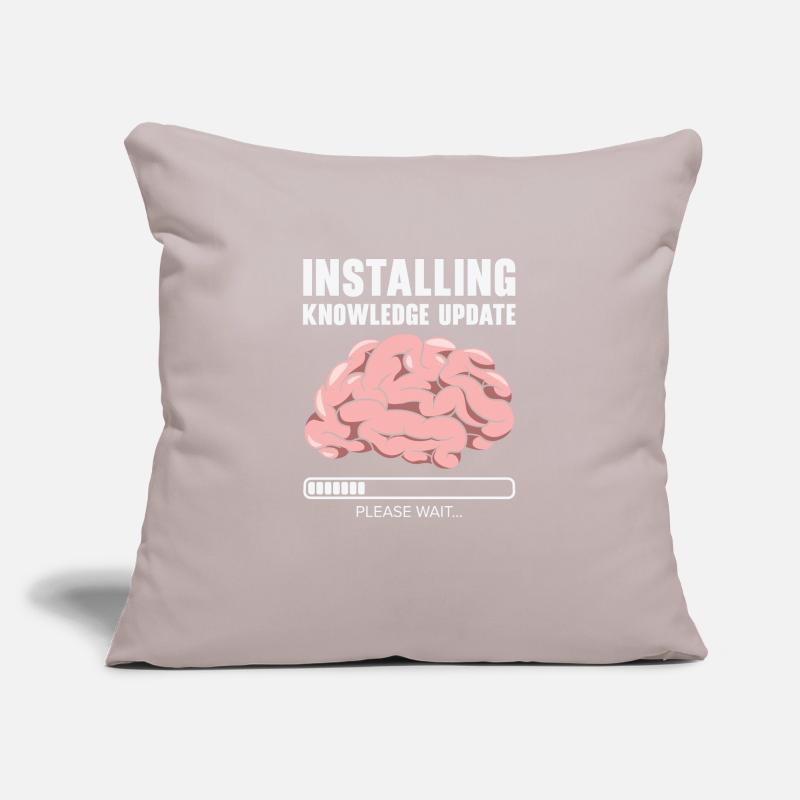Installieren von Knowledge Update Student Brain Sofakissenbezug 45 x 45 cm