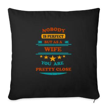 Nobody is perfect retro Wife - Sofa pillowcase 17,3'' x 17,3'' (45 x 45 cm) - black - Front