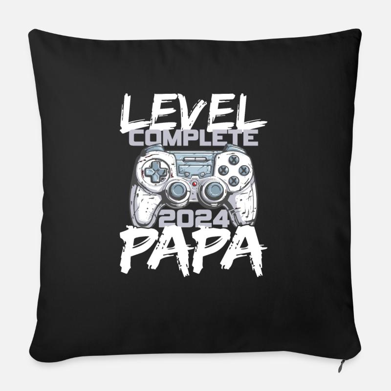 Level Complete 2024 - Father-to-be - Dad - Sofa pillowcase 17,3'' x 17,3'' (45 x 45 cm) - black