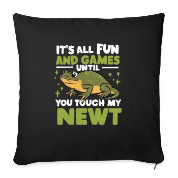 Funny newt saying - Sofa pillowcase 17,3'' x 17,3'' (45 x 45 cm) - black - Front